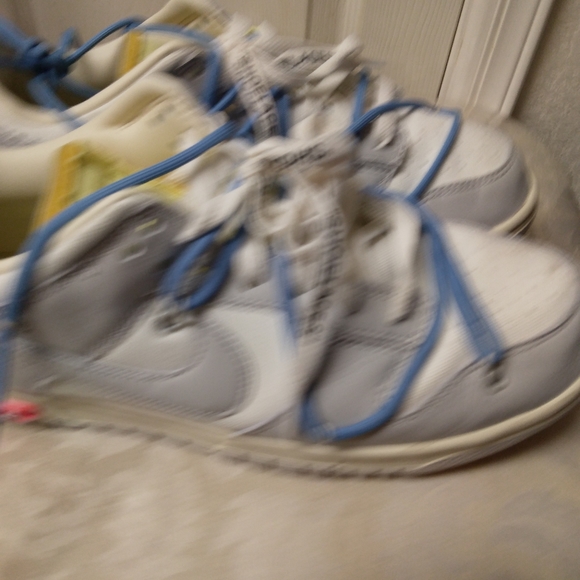 05 50 retro dunks main image 5